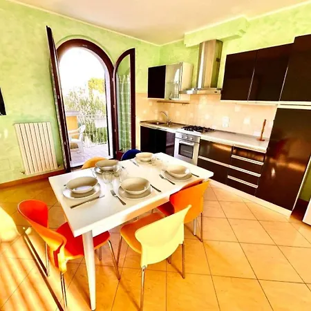 アパート Sole Trilo - A 100 M Dal Mare E Dal Centro Di *