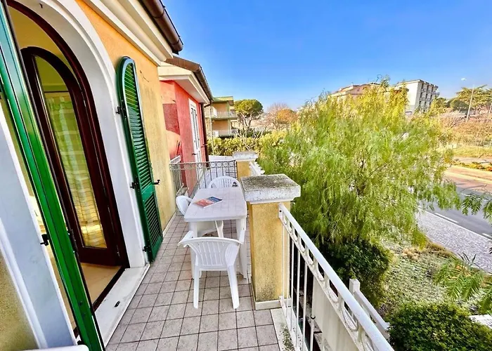 Sole Trilo - A 100 M Dal Mare E Dal Centro Di *