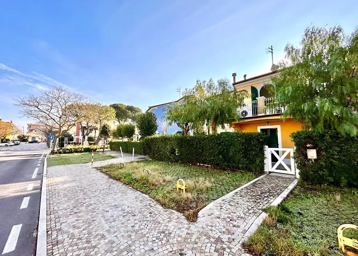 Lägenhet Sole Trilo - A 100 M Dal Mare E Dal Centro Di